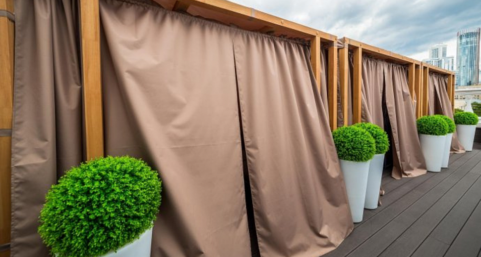 Уличные барьерные текстильные шторы Уличные барьерные текстильные шторы